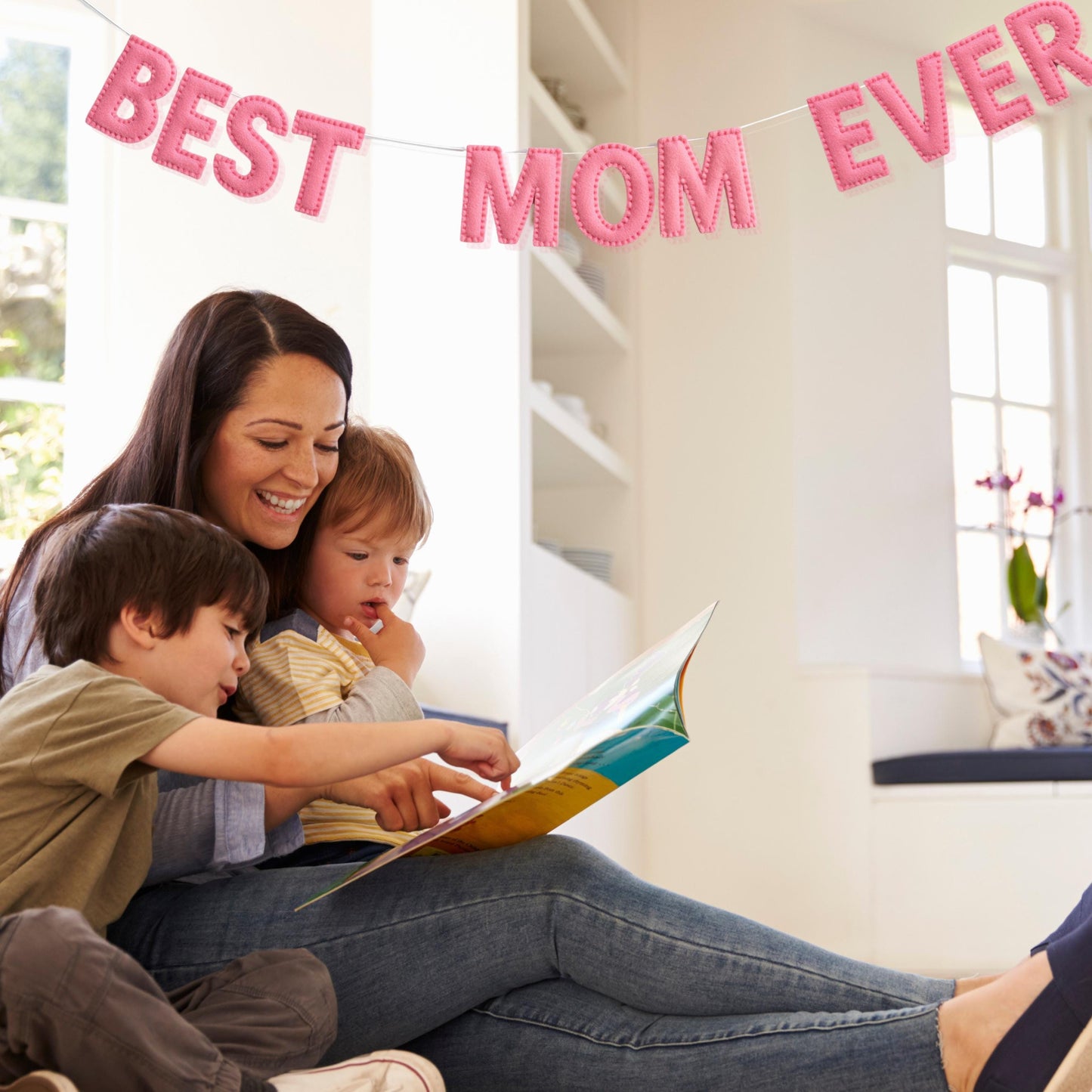 BEST MOM EVER Felt Garland – Handmade Pink Plush Banner for Mother’s Day, Baby Shower, or Just Because