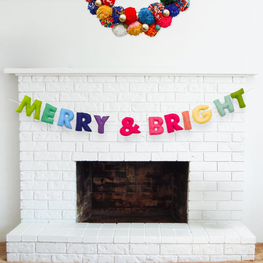 Merry and Bright Felt Garland– Handmade Holiday & Party Decor, Colorful  Christmas Decoration