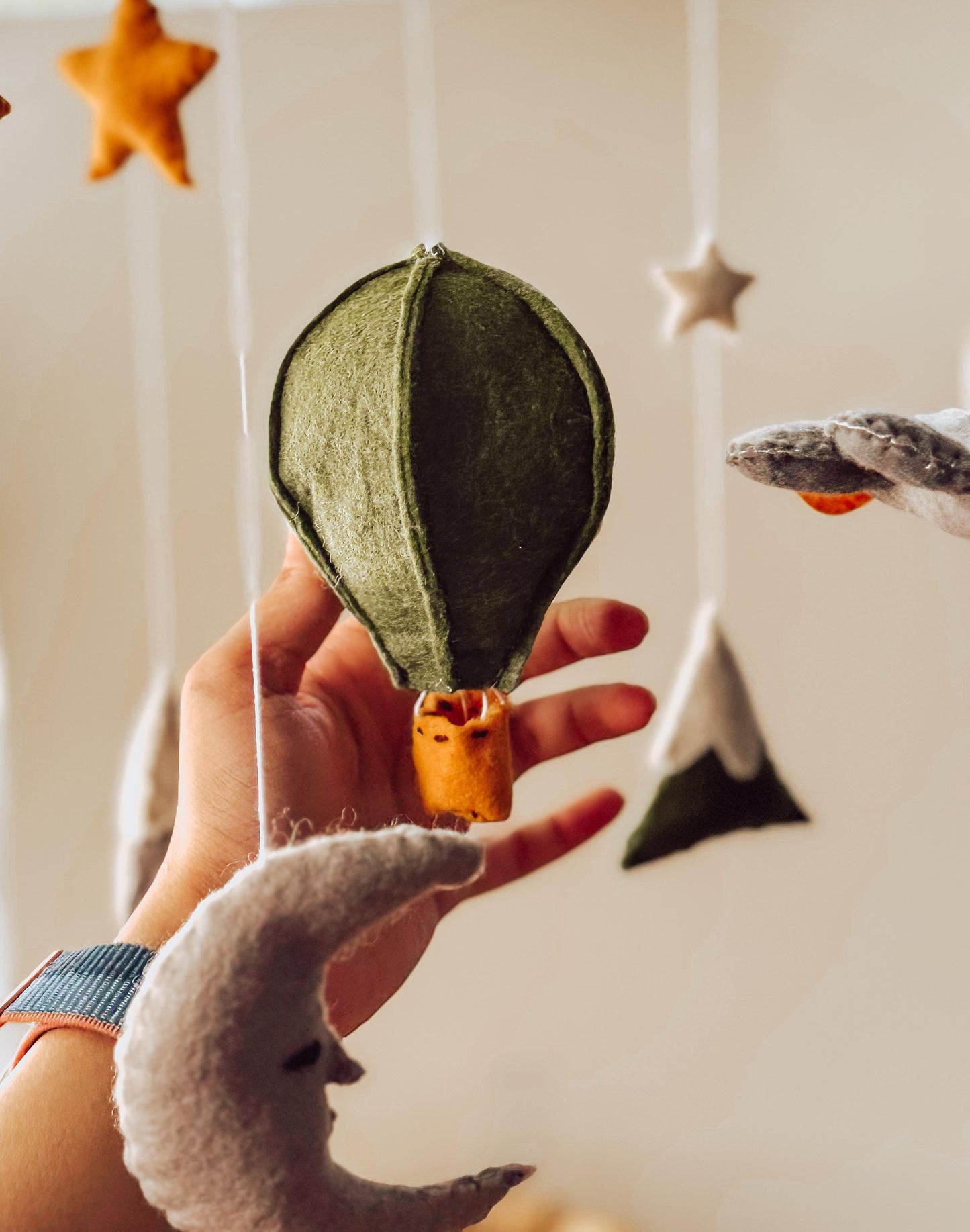 Personalized Mobile – Hot Air Balloon, Airplane, Mountains, Moon & Stars | Handmade Nursery Decor| Woodland crib Mobile| Baby Shower Gifts